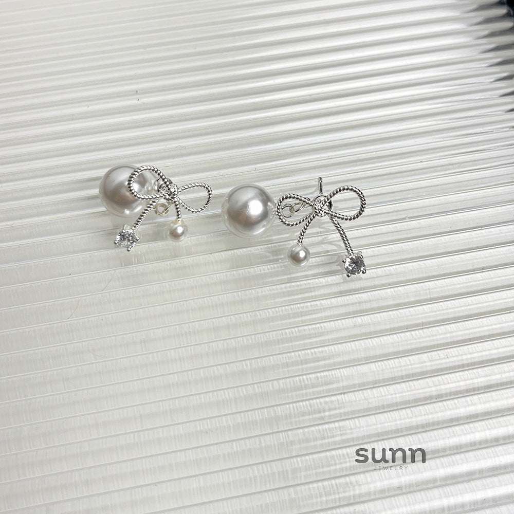 Rosalee Pearl Bow Earrings [6YEDM48E]