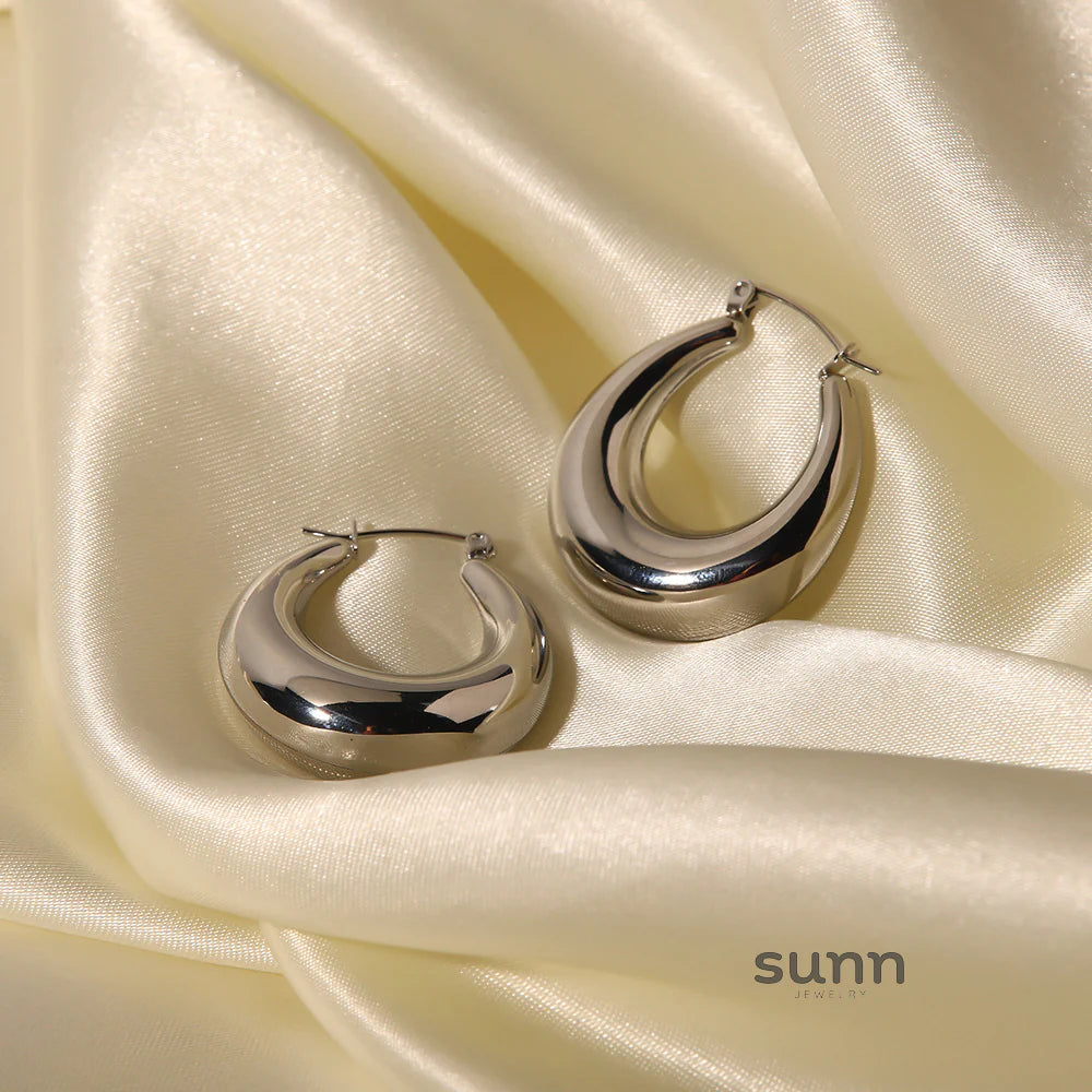 Rosalina Minimalist Circle Stud Earrings