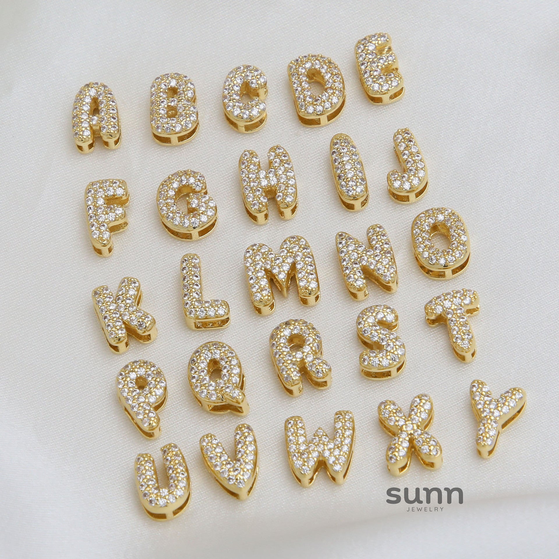Rosalyn Bubble Letter Necklace [BB9LVURS]