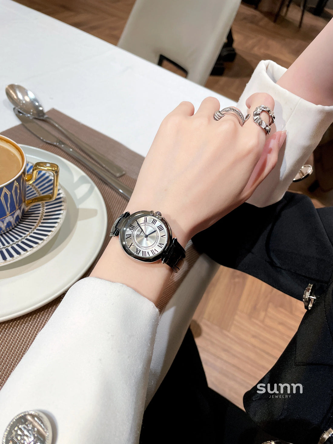 Rosamaria Elegant Quartz Watch