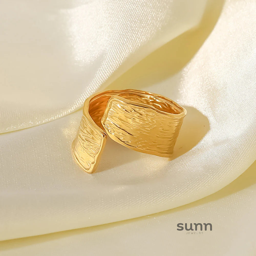 Rosario Textured Gold Ring