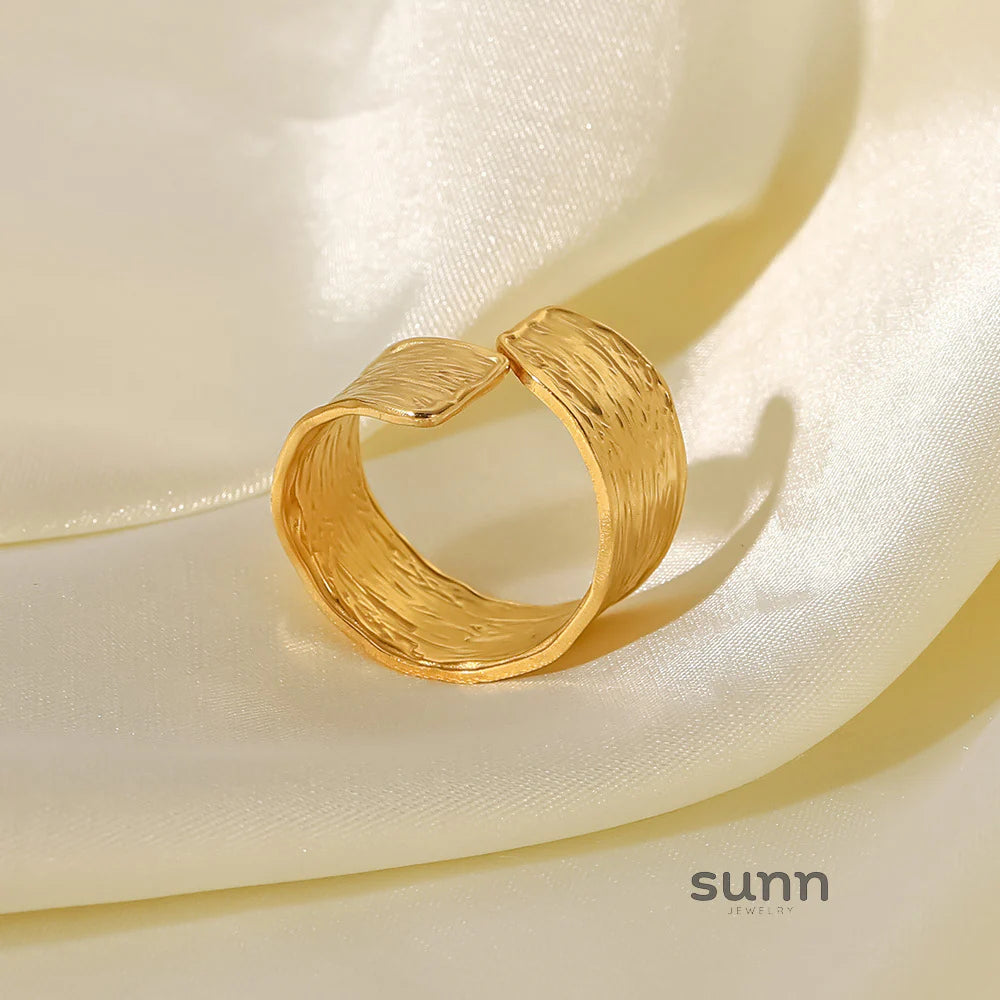 Rosario Textured Gold Ring