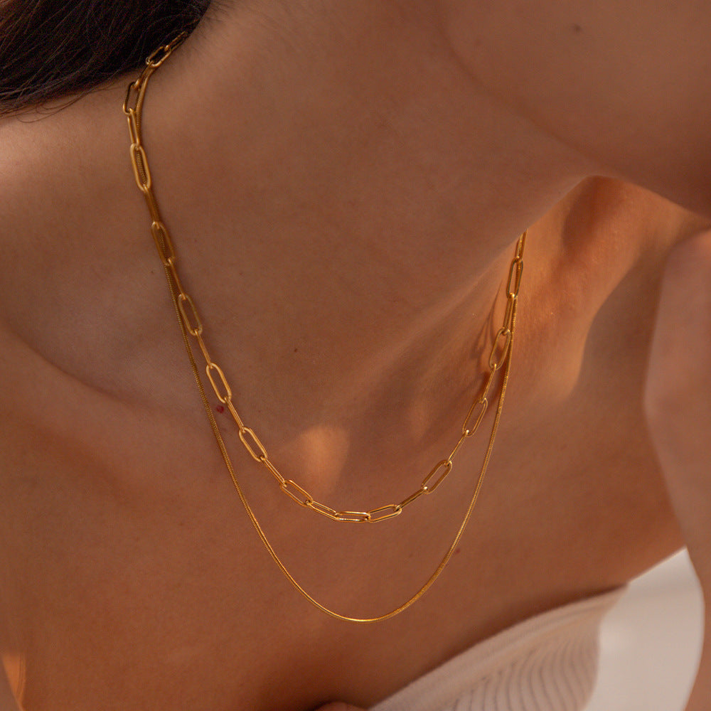 Rose Layered Clavicle Necklace [2Y4FEP7Q]