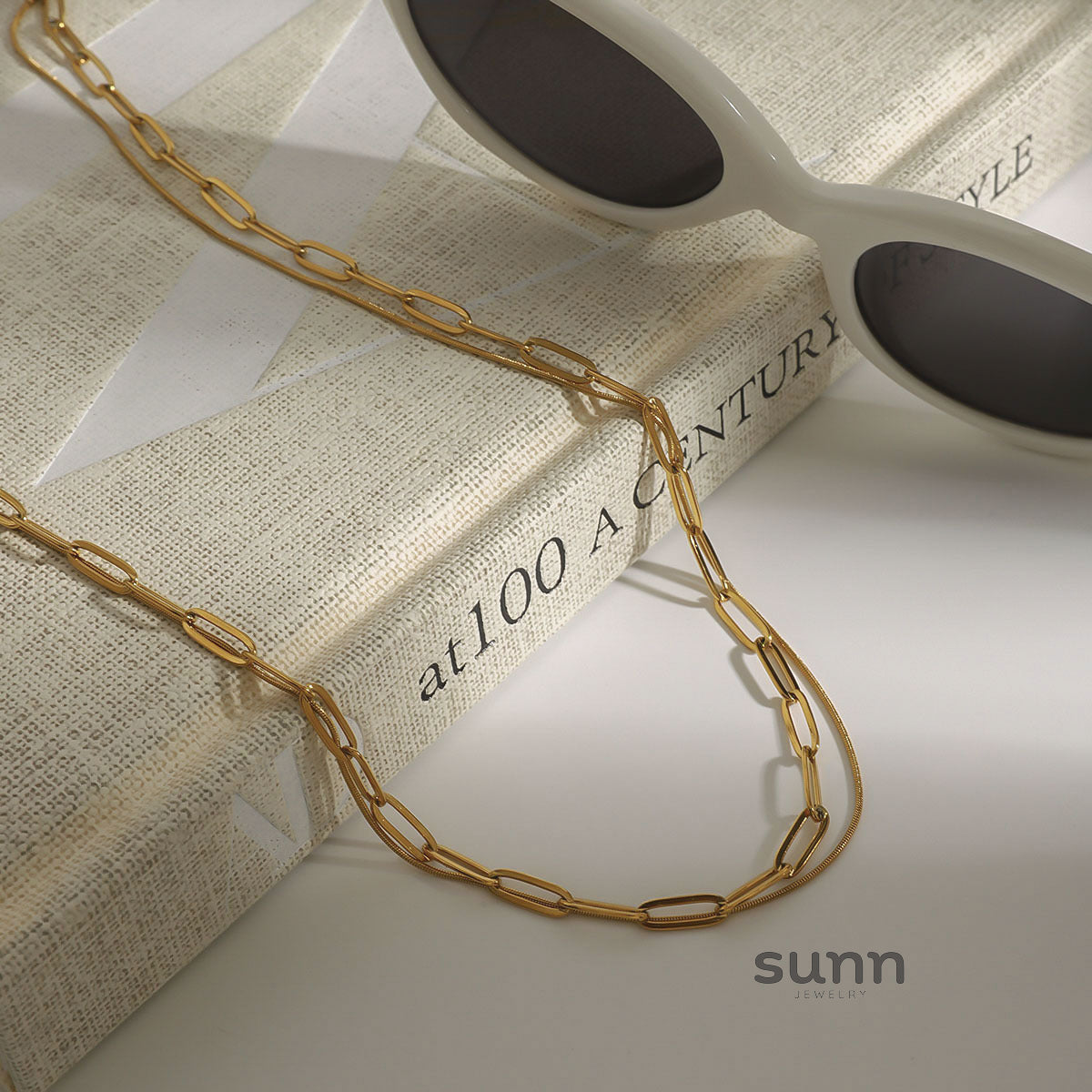Rose Layered Clavicle Necklace [U1YCJ8F5]