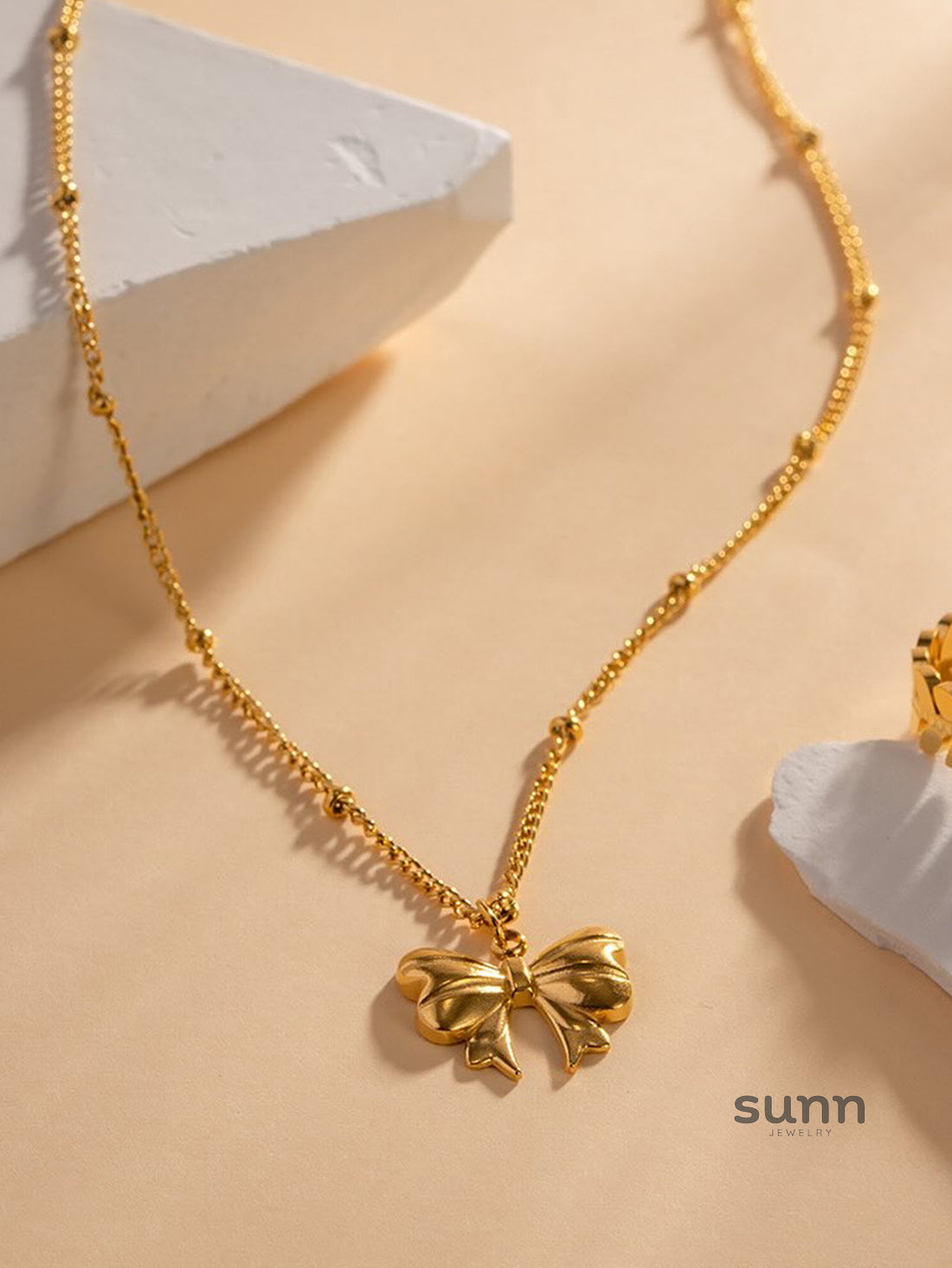 Rosemarie Fugitive Princess Bow Necklace [ABZUXWFY]