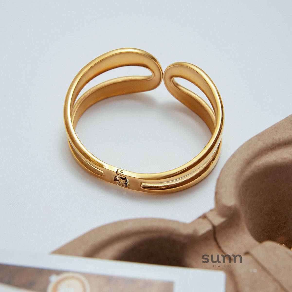 Rosetta Geometric Cuff Bracelet [B3GKJLVZ]