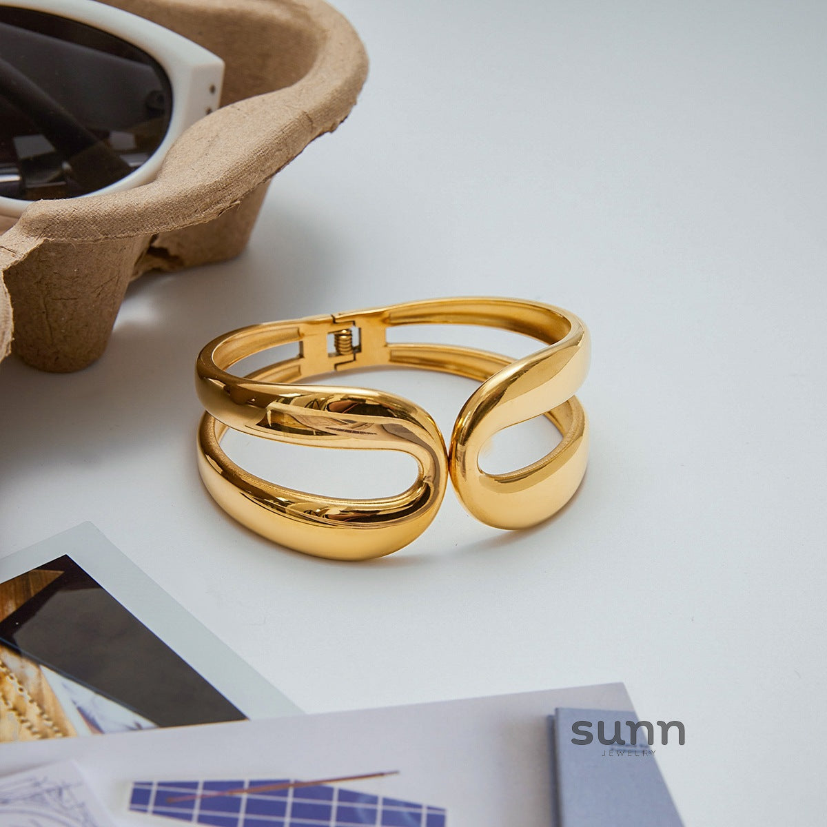 Rosetta Geometric Cuff Bracelet [GY424ZQ4]
