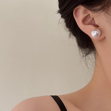 Rosey Pearl Stud Earrings [C88A2S5K]