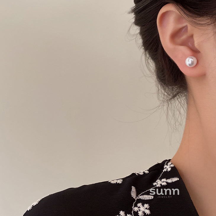 Rosey Pearl Stud Earrings [LGKURO3N]