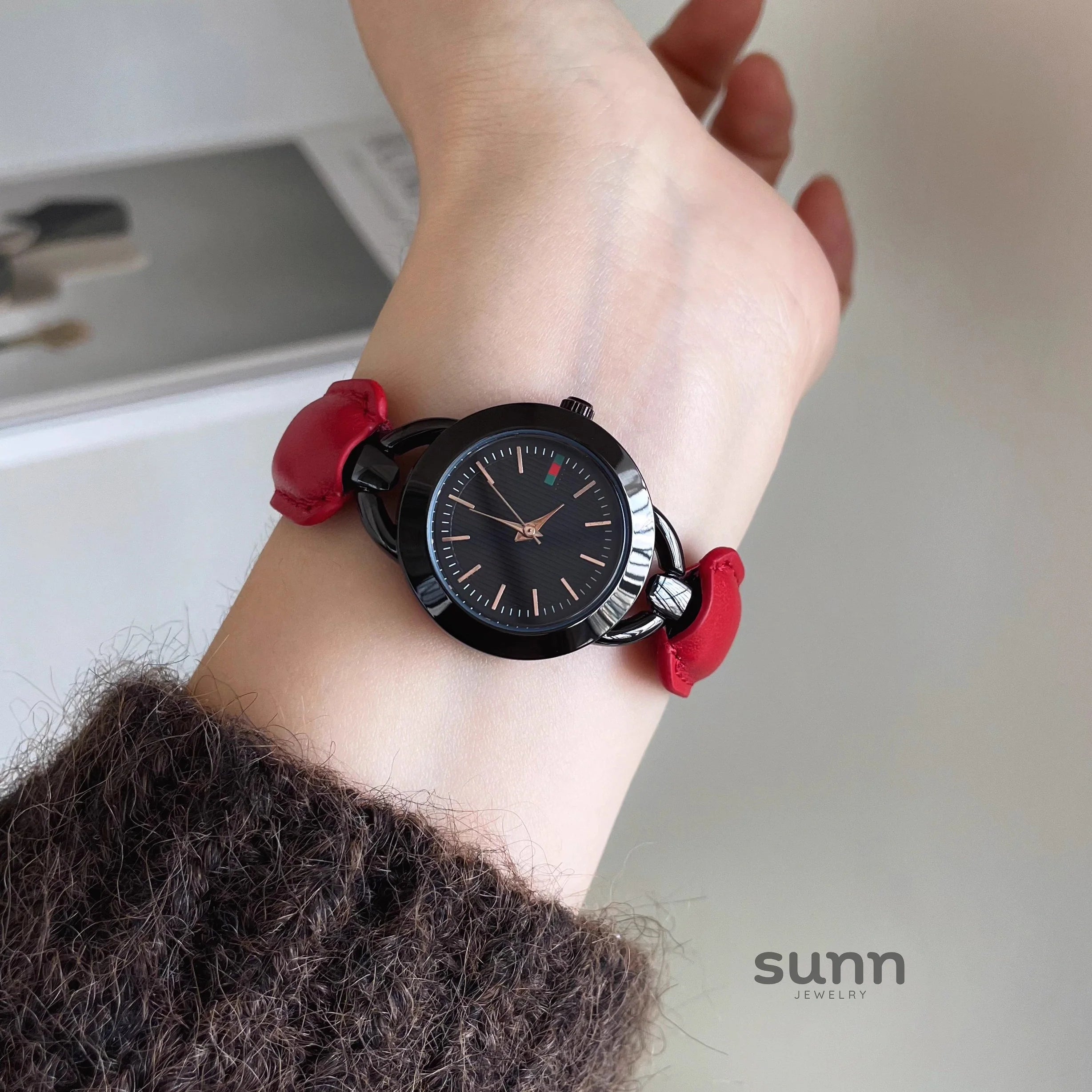 Rosey Vintage Bracelet Watch