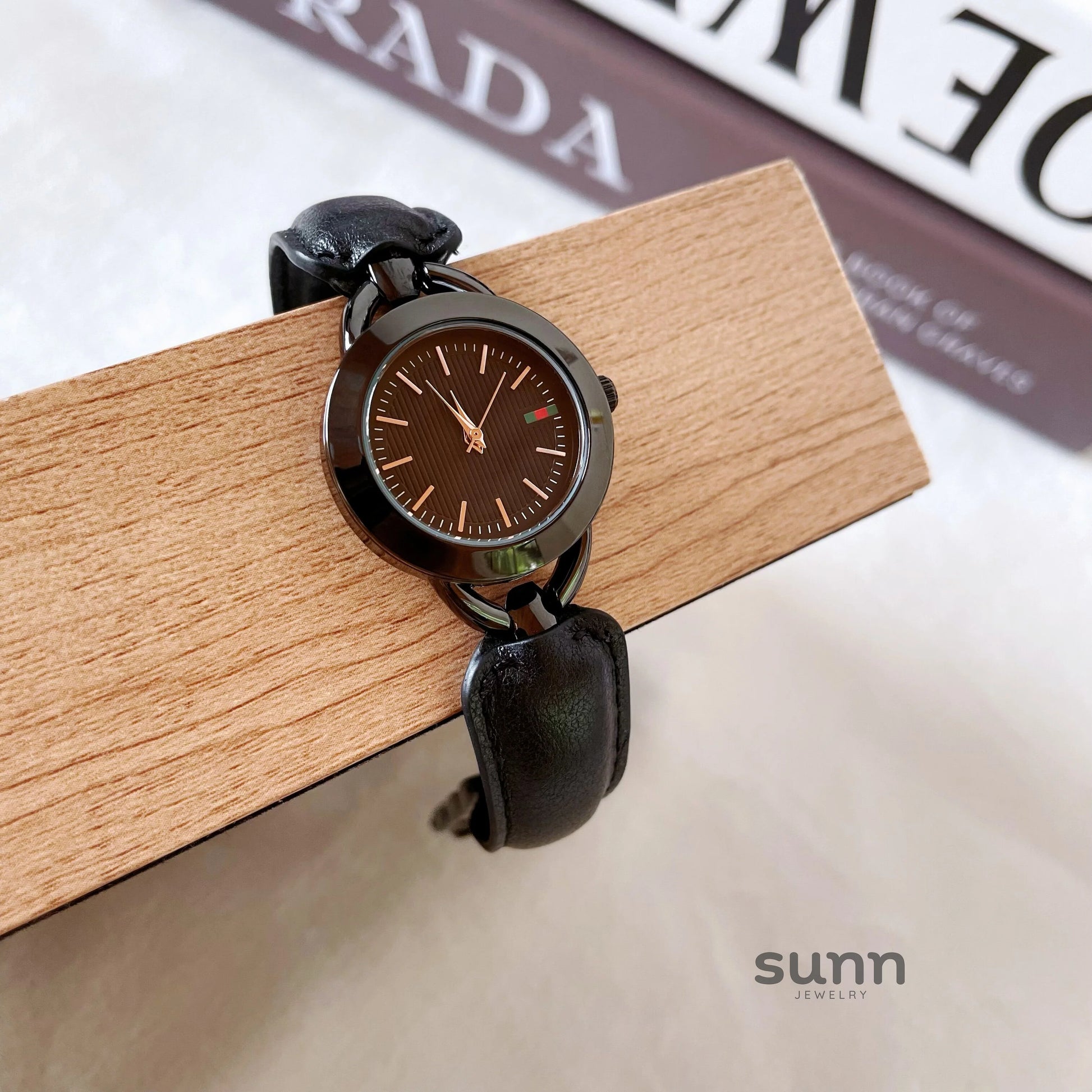 Rosey Vintage Bracelet Watch
