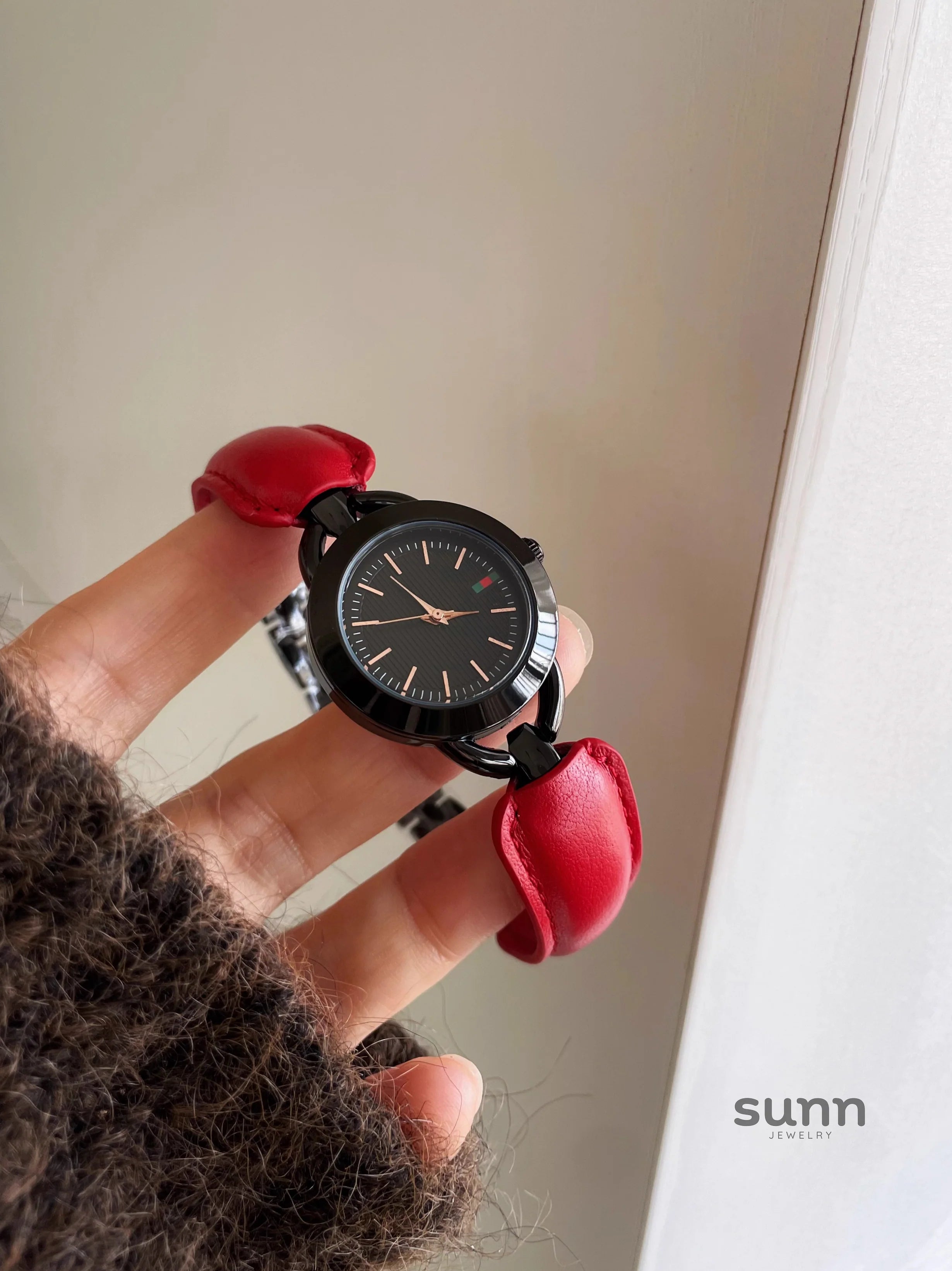 Rosey Vintage Bracelet Watch