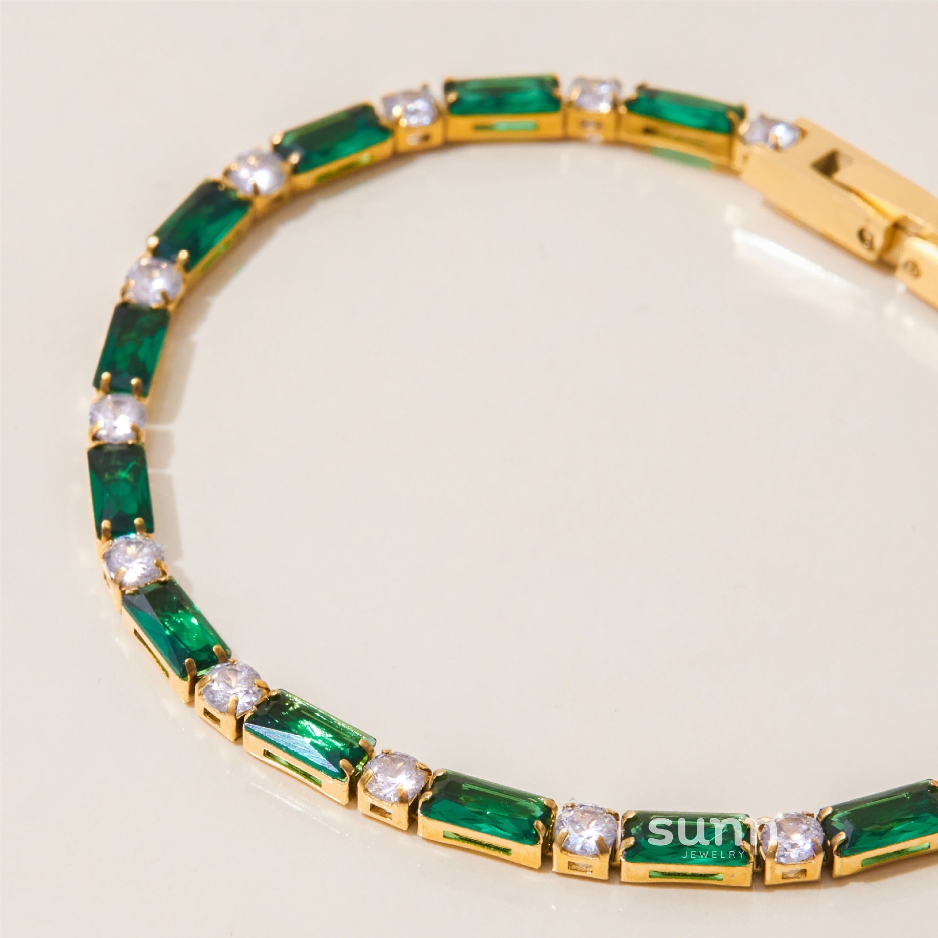 Rosita Zircon Heart Bracelet [LAI41X3X]