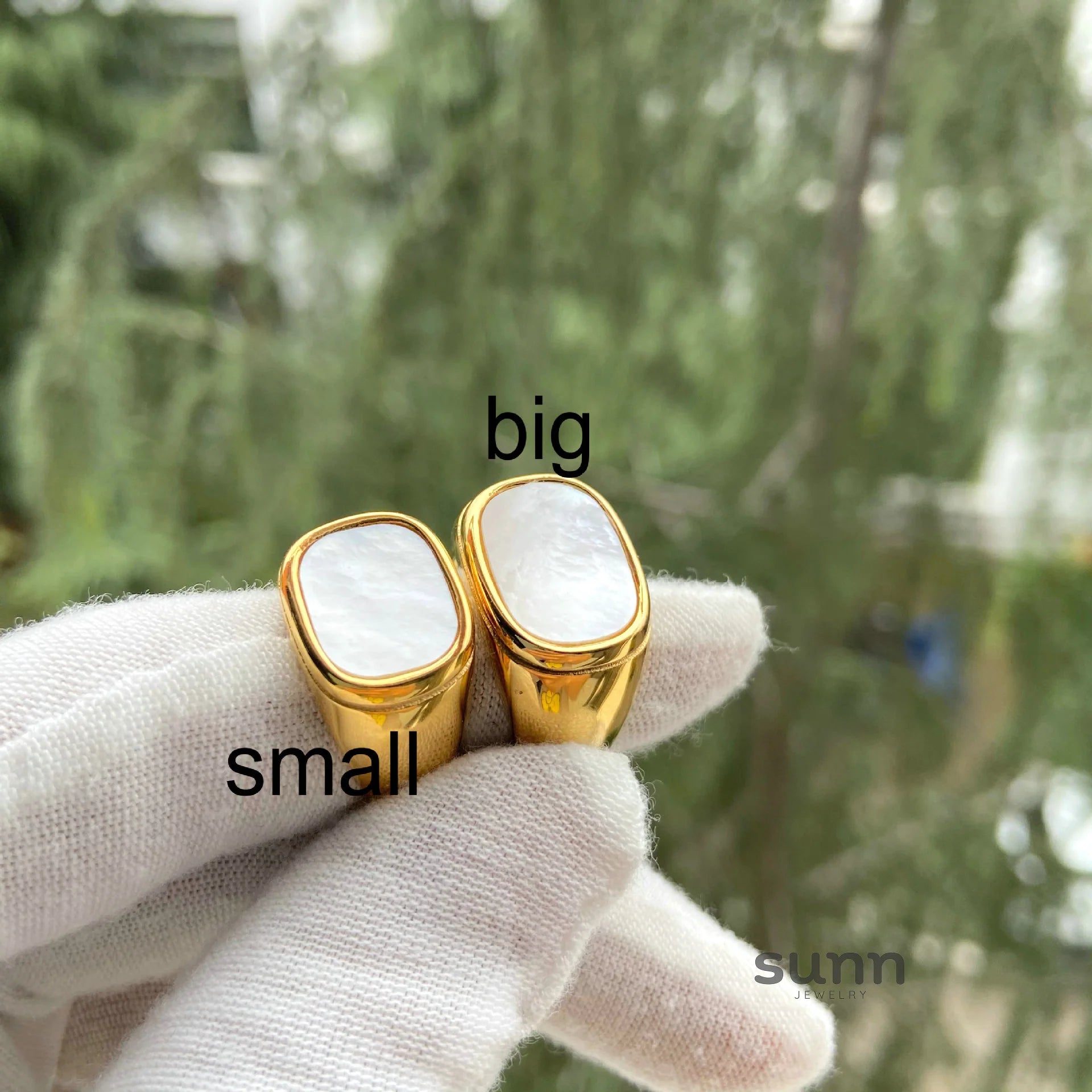 Roslynn Pearlized Shell Ring