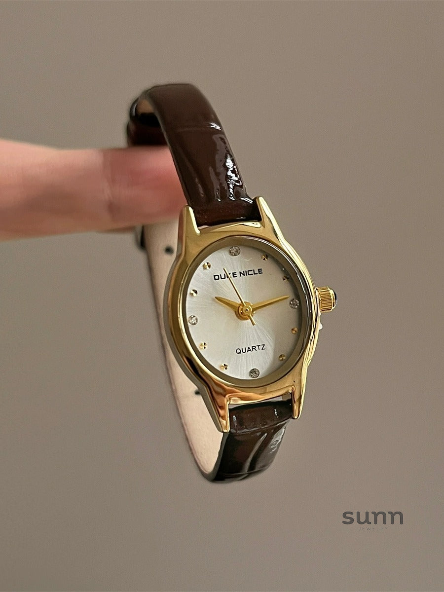 Rowyn Elegant Oval Watch [V7QSR3WI]