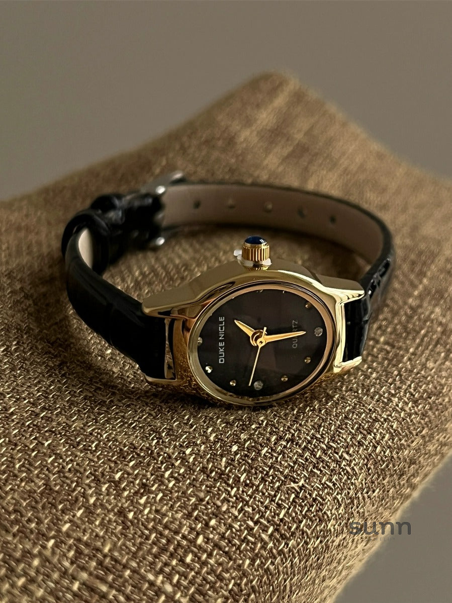 Rowyn Elegant Oval Watch [FXI28WLX]