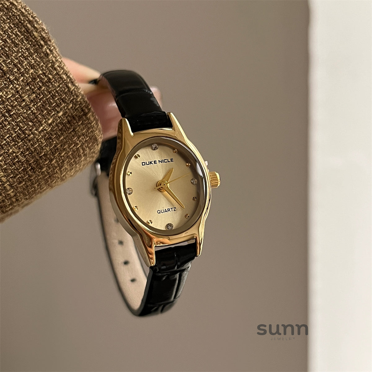Rowyn Elegant Oval Watch [WGDCJGPW]