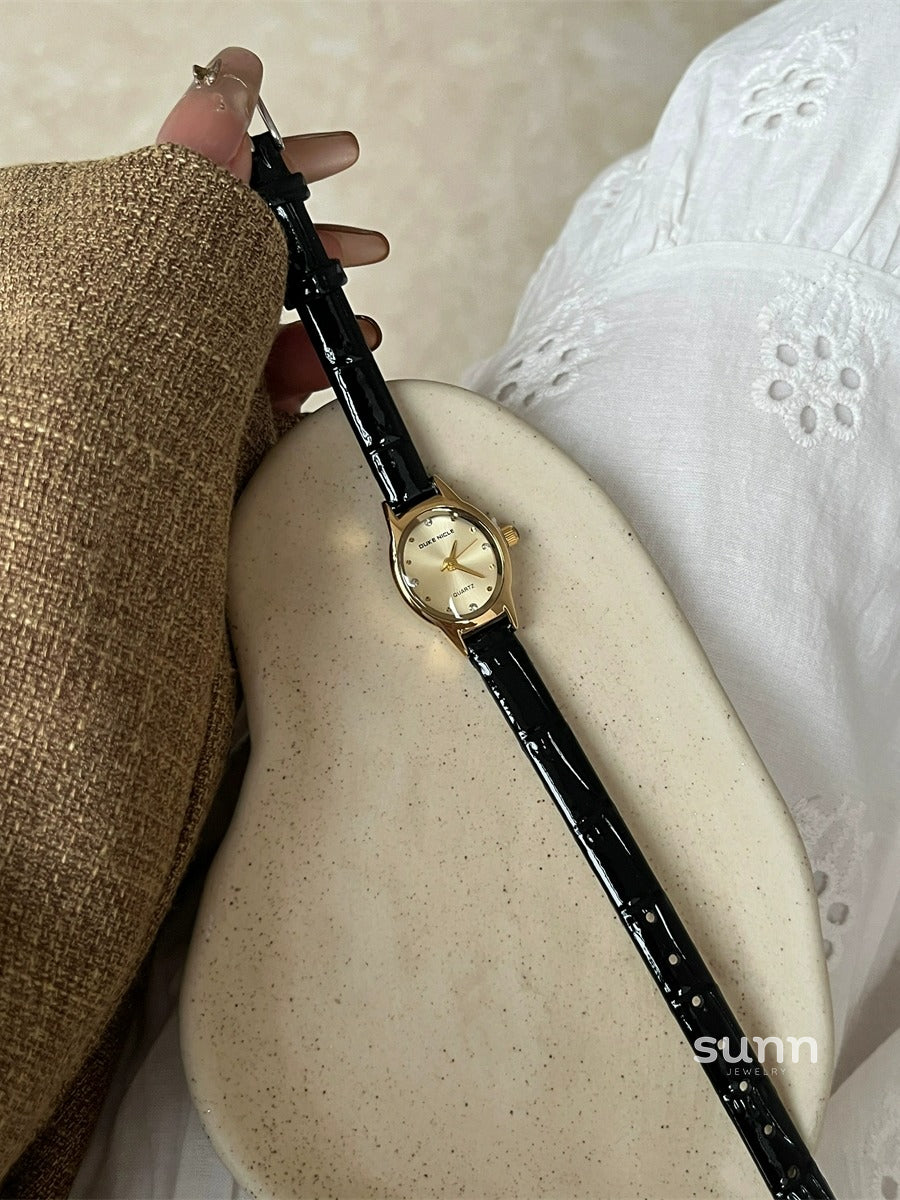 Rowyn Elegant Oval Watch [IKI5UAI1]
