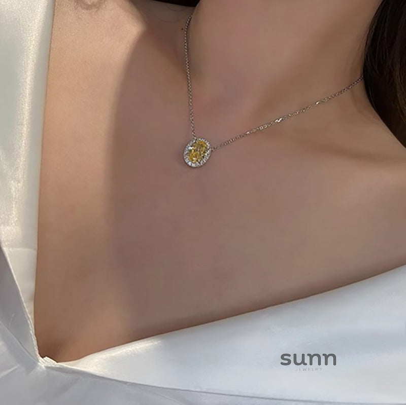 Rowynn Oval Moissanite Necklace [EZWQKA8D]
