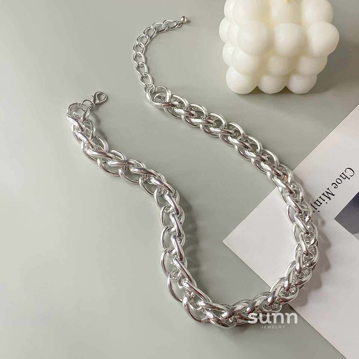 Royale Twisted Chain Necklace [GVS0B24W]