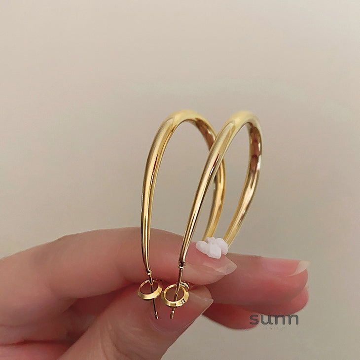 Royalty Gold Oval Earrings [63CGMTS6]