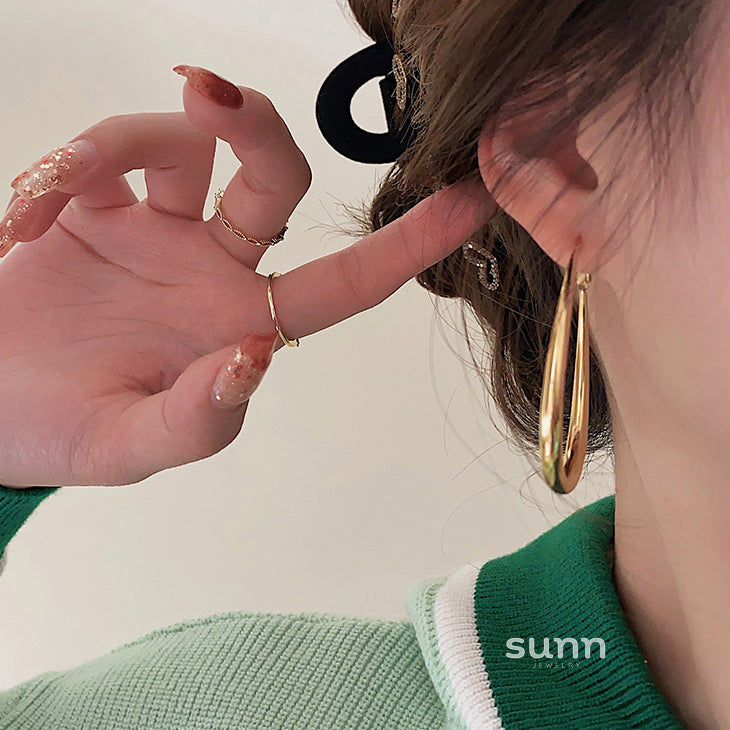 Royalty Gold Oval Earrings [1C20RNGY]