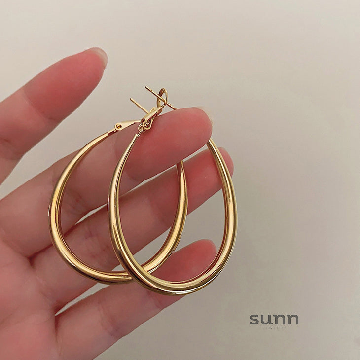 Royalty Gold Oval Earrings [137XKAKO]