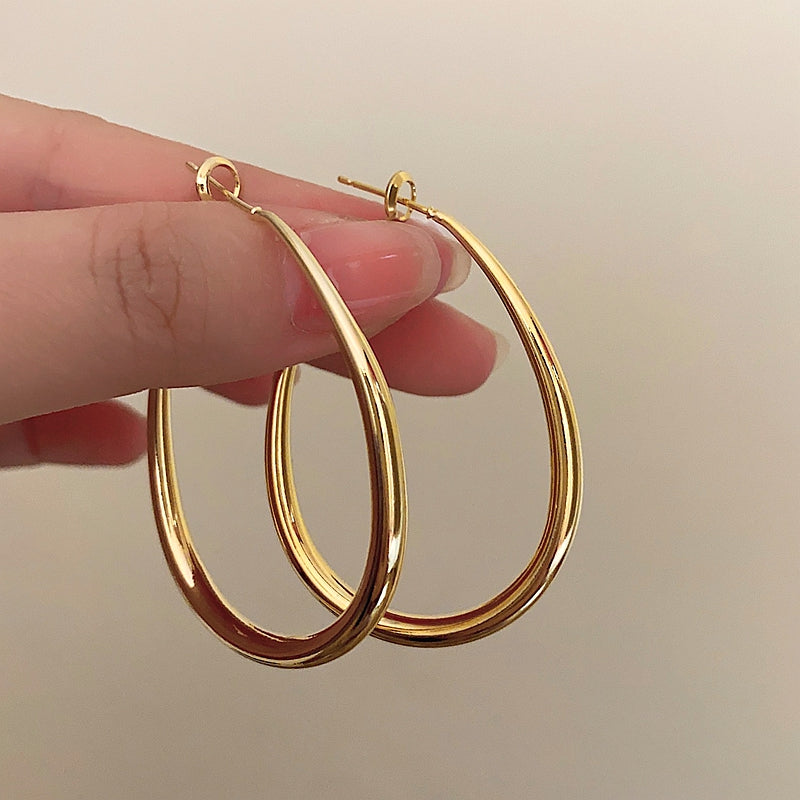 Royalty Gold Oval Earrings [7JAPSQ02]
