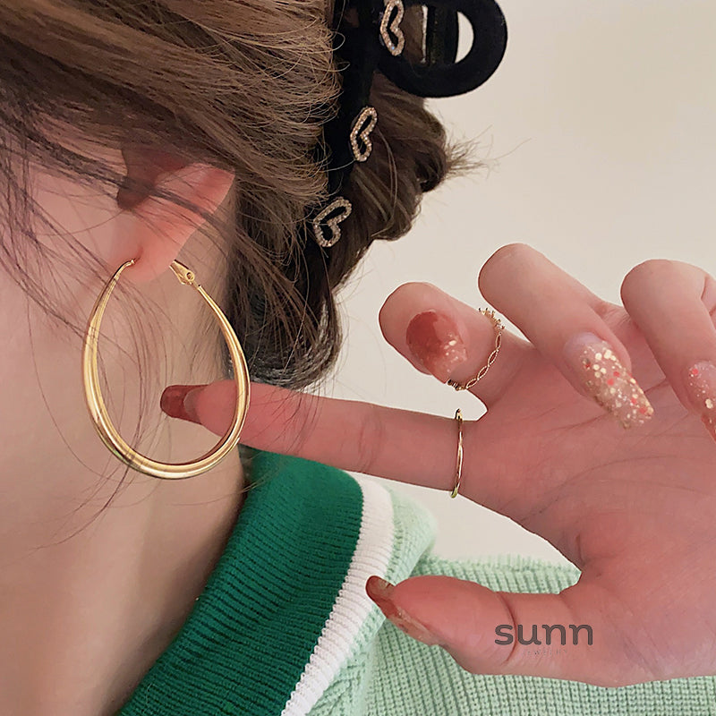 Royalty Gold Oval Earrings [7JAPSQ02]