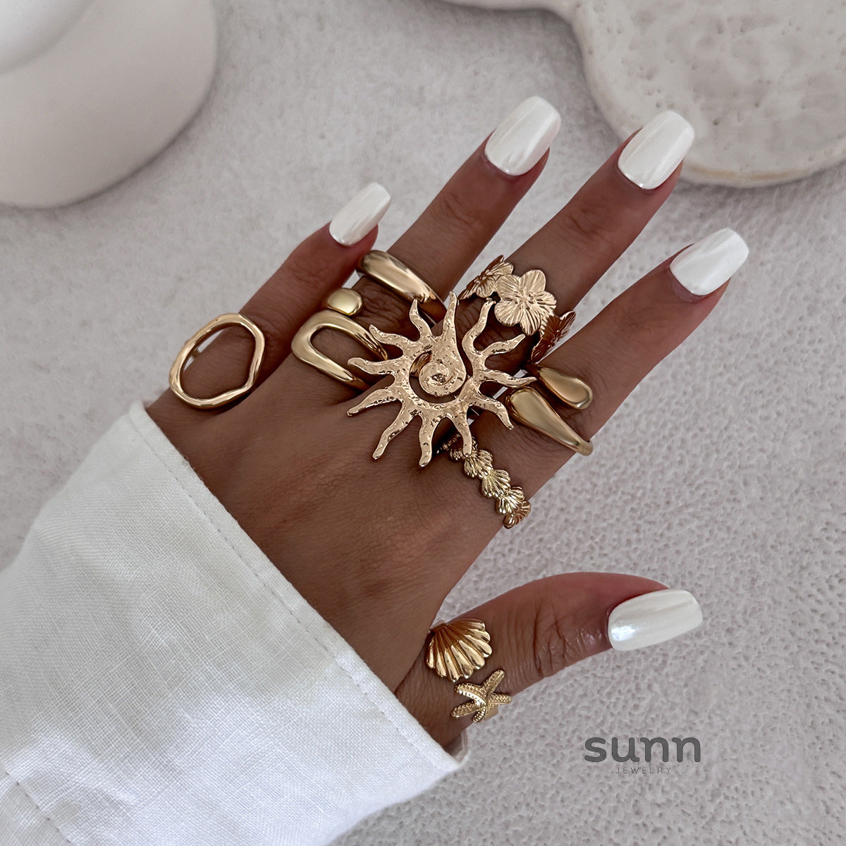 Rozlyn Celestial Open Ring [GFZ4LP6I]