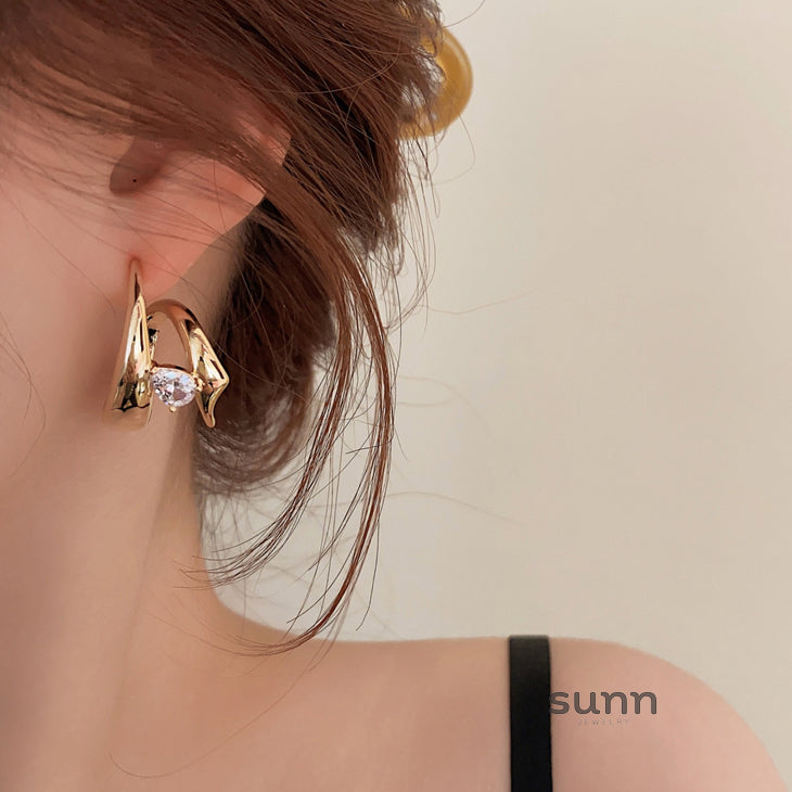 Rozlynn Gold Zircon Drop Earrings [XNZ0TCX8]