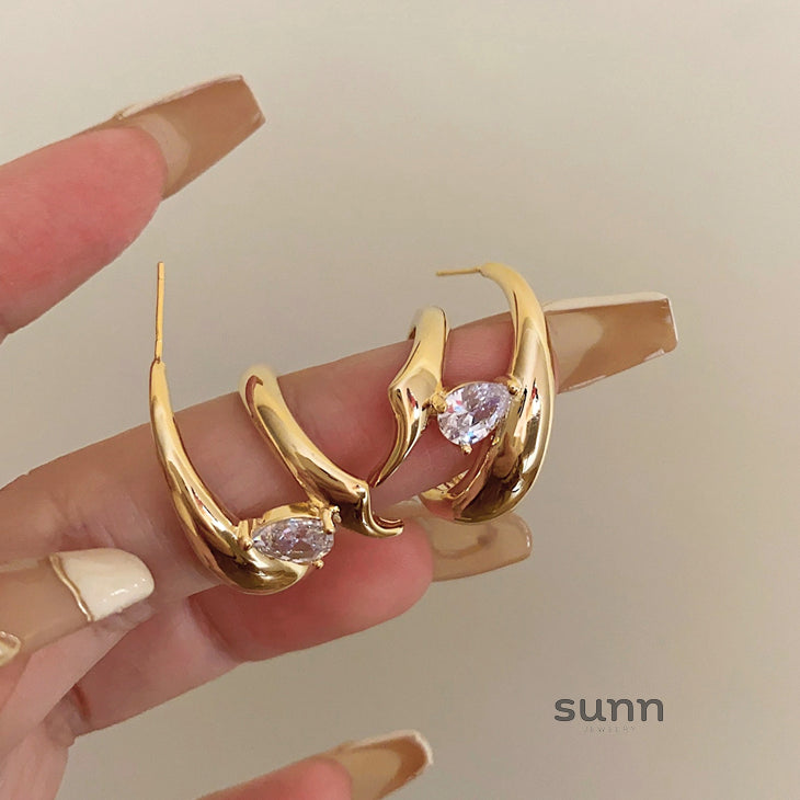 Rozlynn Gold Zircon Drop Earrings [48T5Y2JV]