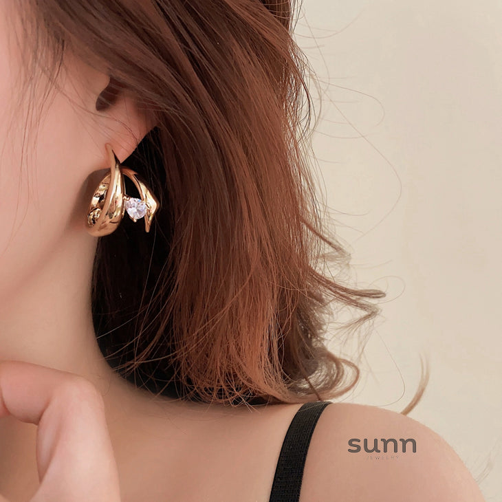 Rozlynn Gold Zircon Drop Earrings [CKHIRPDP]