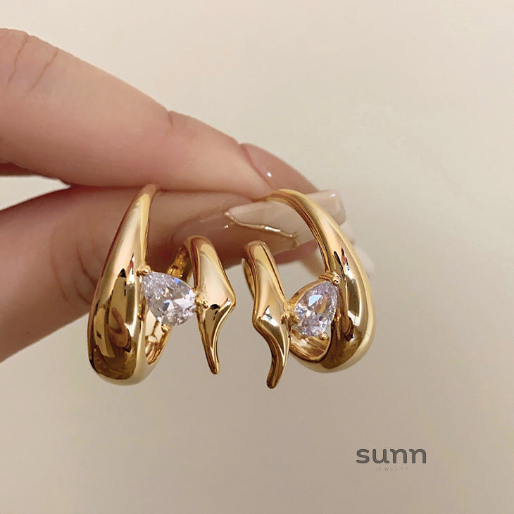 Rozlynn Gold Zircon Drop Earrings [6WHHWP0X]