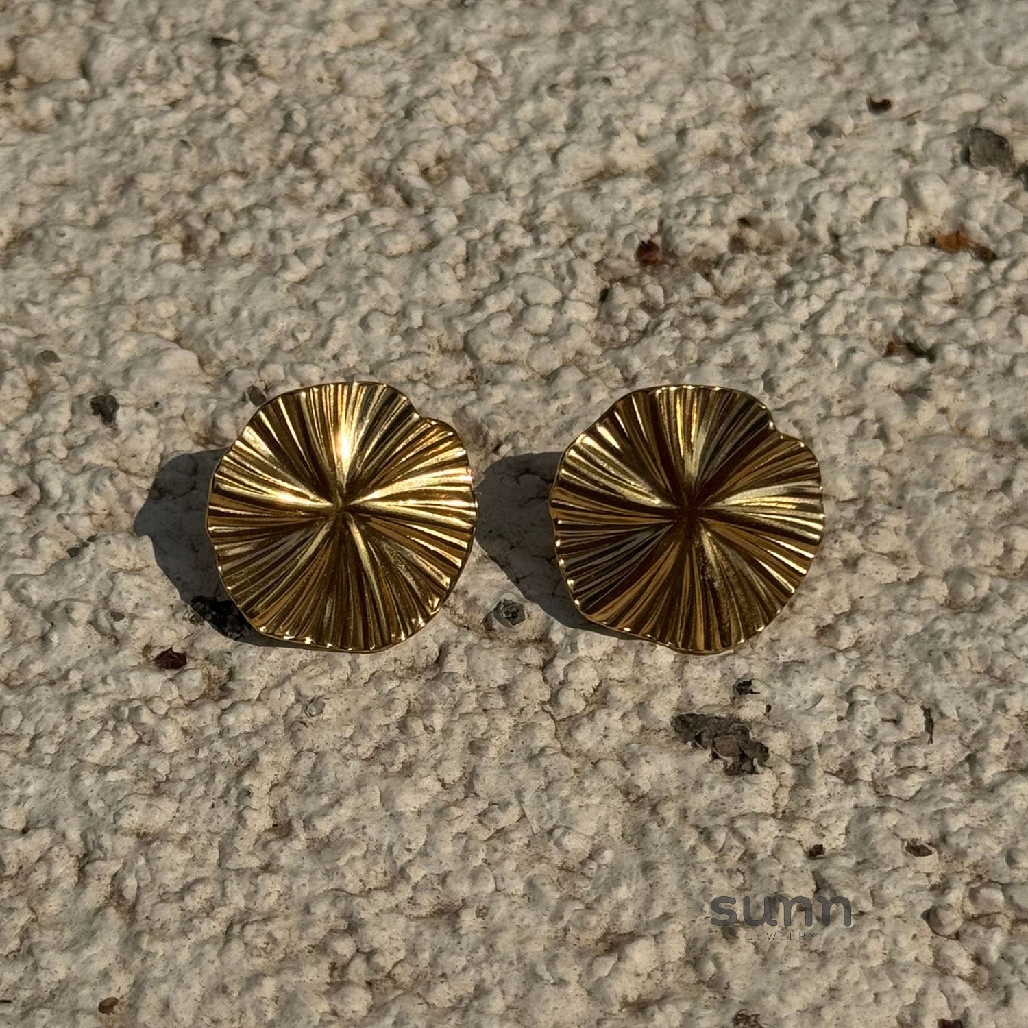 Ruthann Modern Pearl Earrings [9CO02HH6]