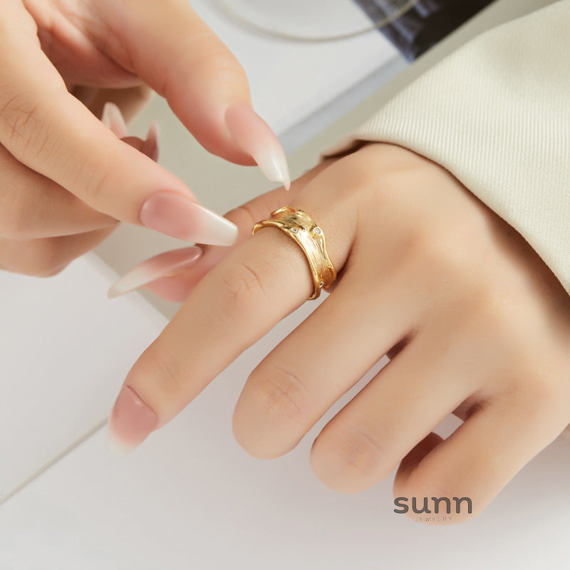 Ryann Textured Open Ring [B6VNWRQZ]