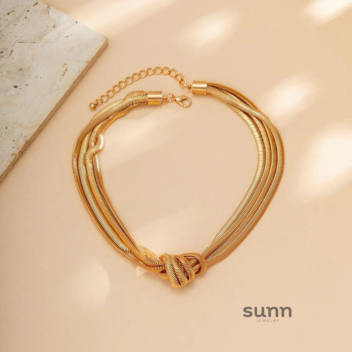 Ryanna Interlocking Metal Chain
