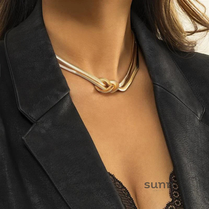 Ryanna Interlocking Metal Chain