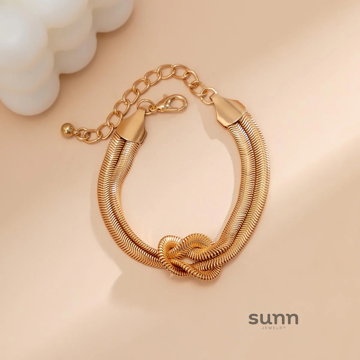 Ryanna Interlocking Metal Chain