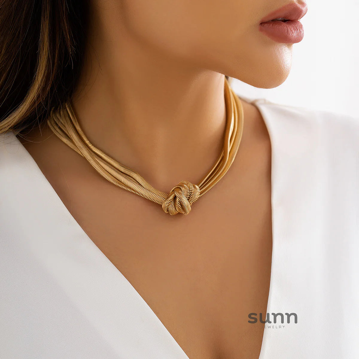 Ryanna Interlocking Metal Chain