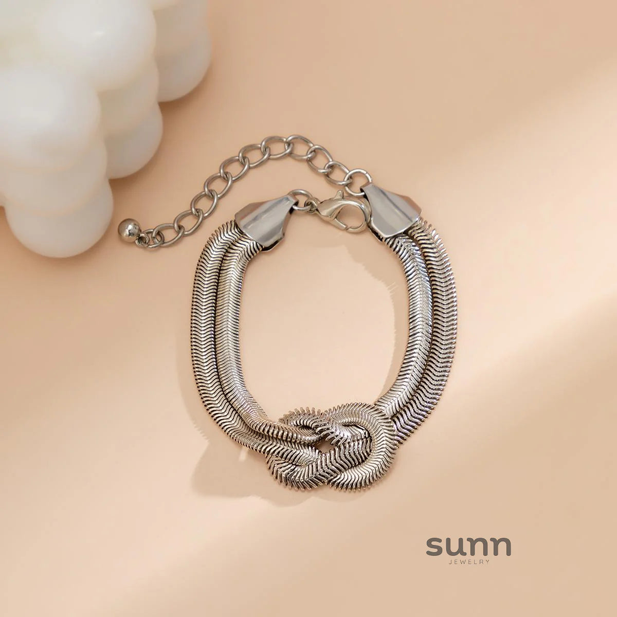 Ryanna Interlocking Metal Chain