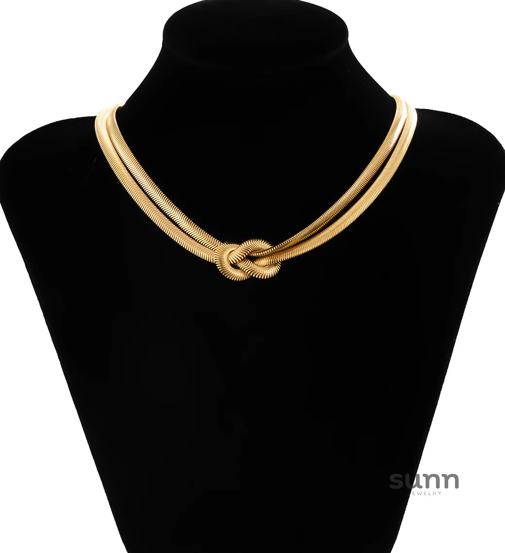 Ryanna Interlocking Metal Chain