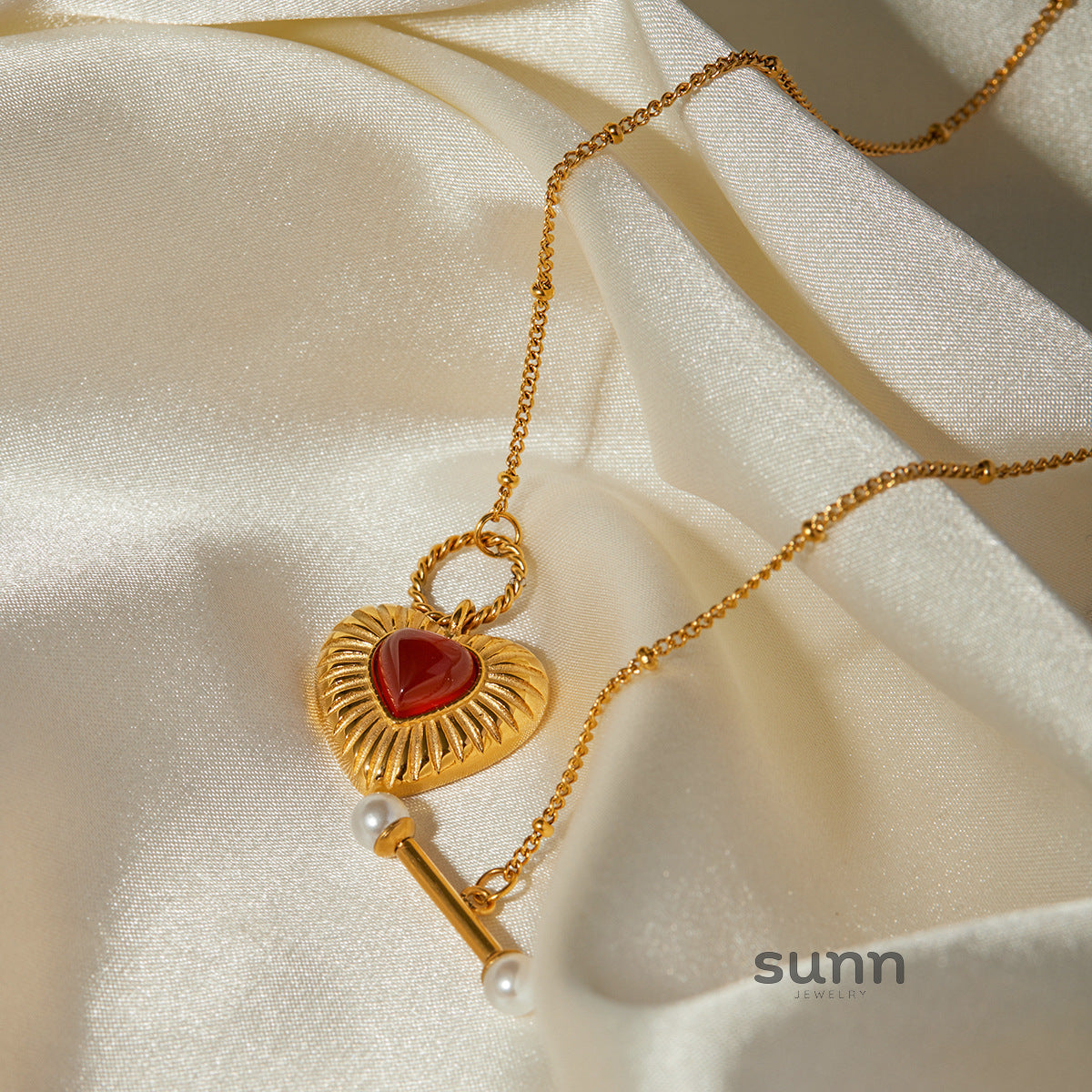Ryder Pearl & Agate Heart Necklace [J5GR78MH]
