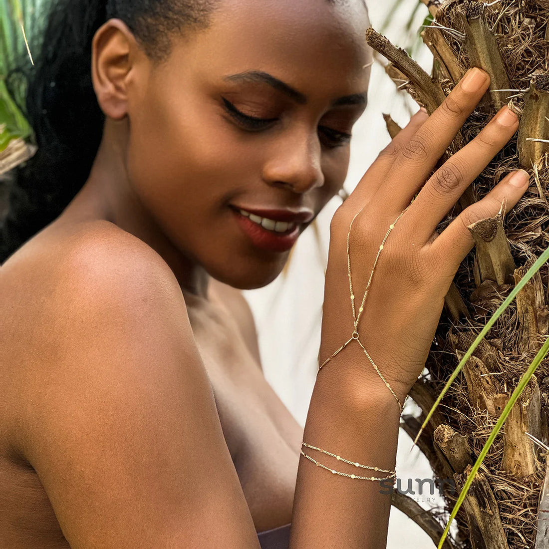 Ryen Layered Hand Chain Set