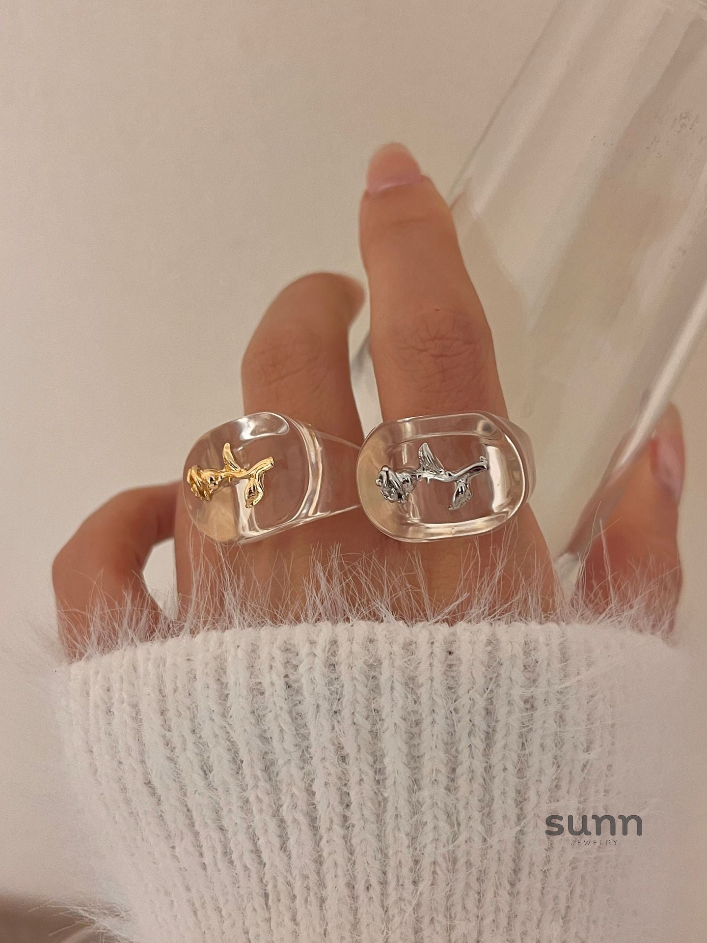 Ryker Resin Rose Ring [7Q2UIJCR]