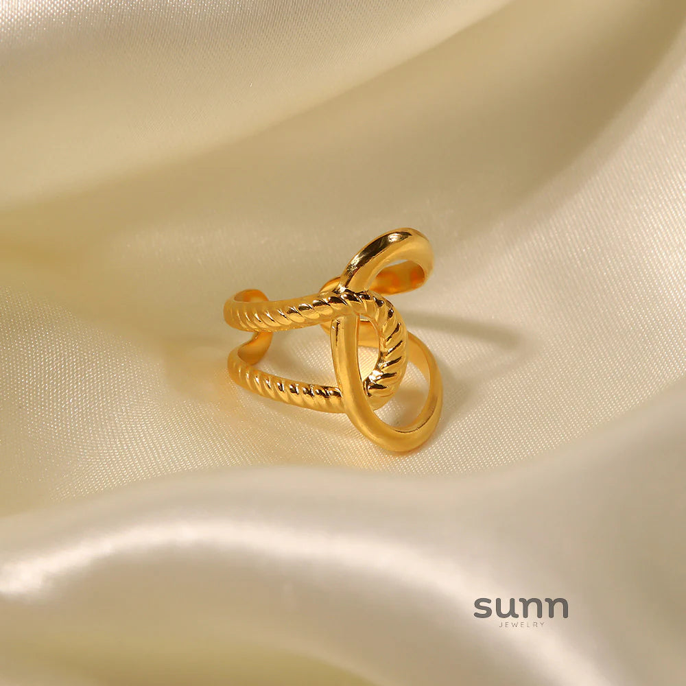 Ryley Chic Band Ring