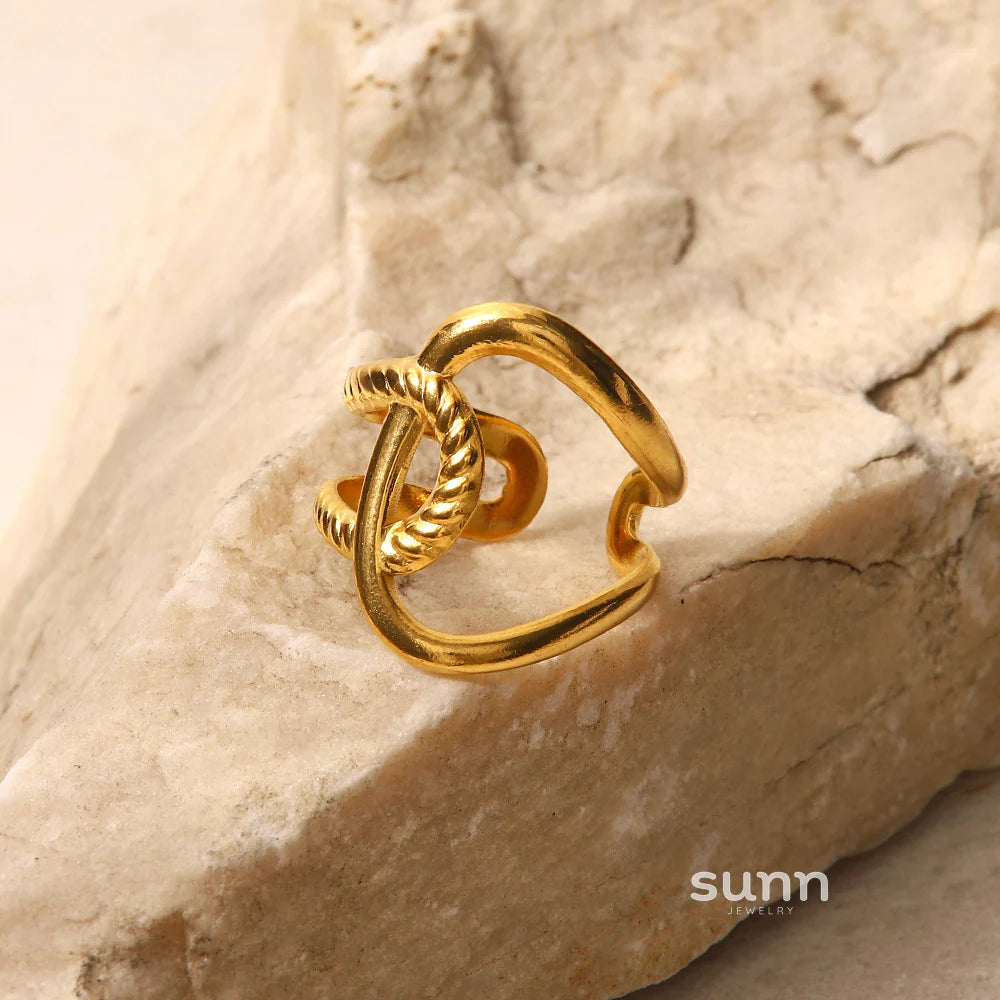 Ryley Chic Band Ring