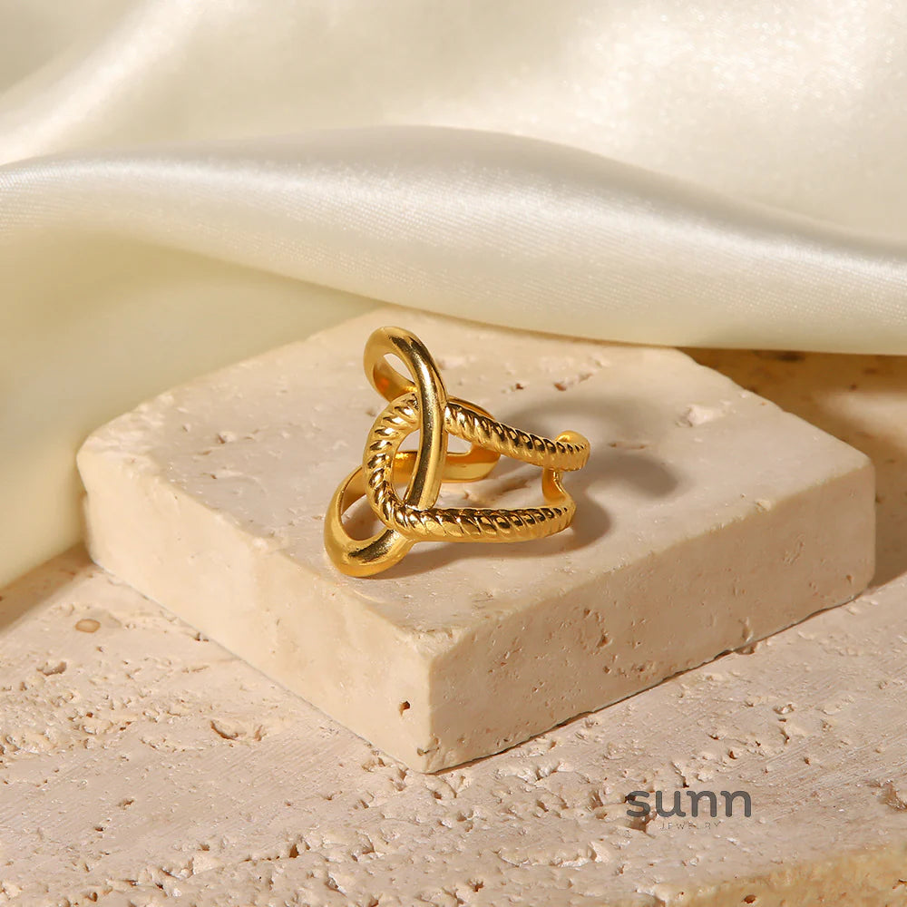 Ryley Chic Band Ring