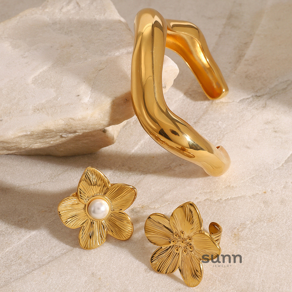 Rylin Pearl Floral Jewelry Set [MN8UPUJY]