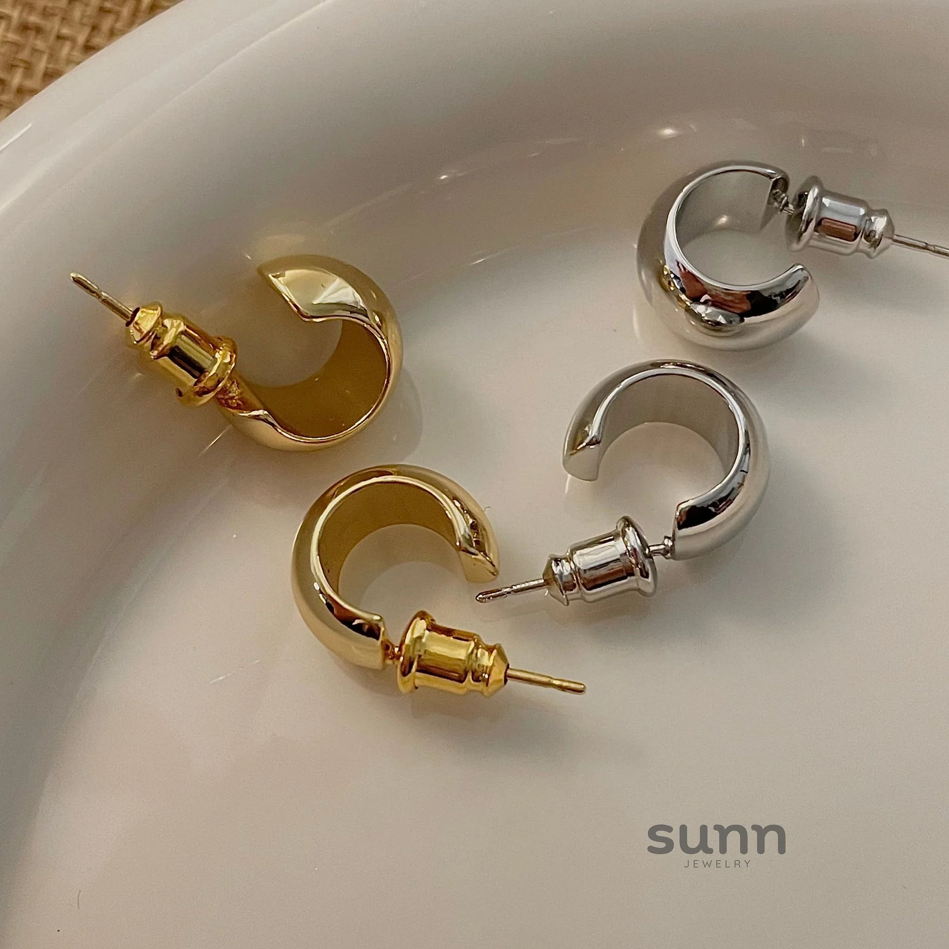 Rylyn Minimalist C-Shaped Studs